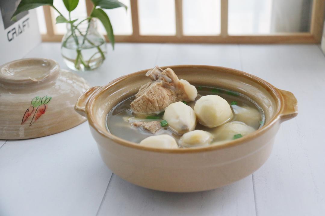 冬季干燥多喝补水汤,芋头大骨汤