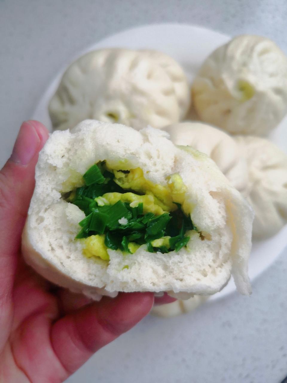 韭菜鸡蛋馅包子