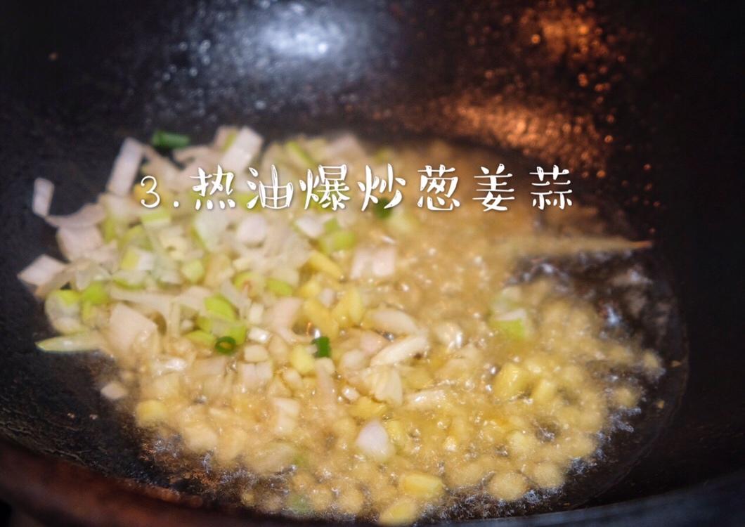 好吃到舔碗的番茄鸡蛋拌面.
