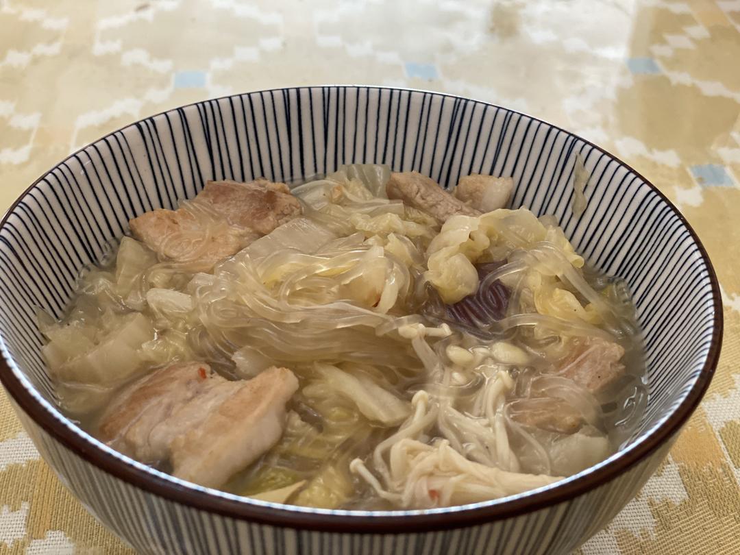 家常版酸菜白肉粉丝