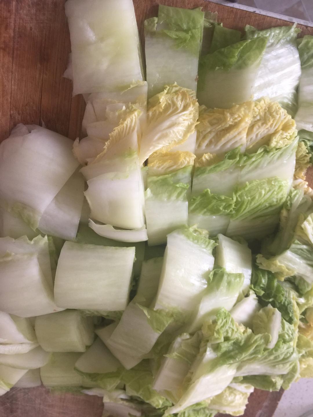 腌酸辣白菜